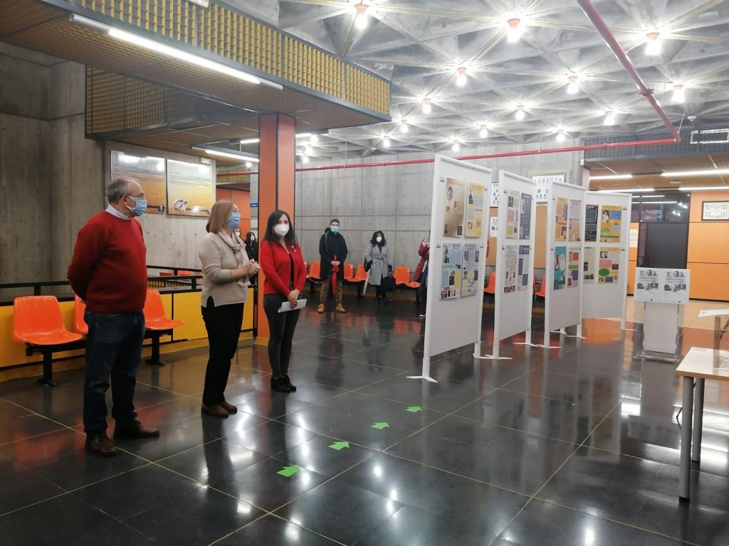 Mostra Educación en feminino