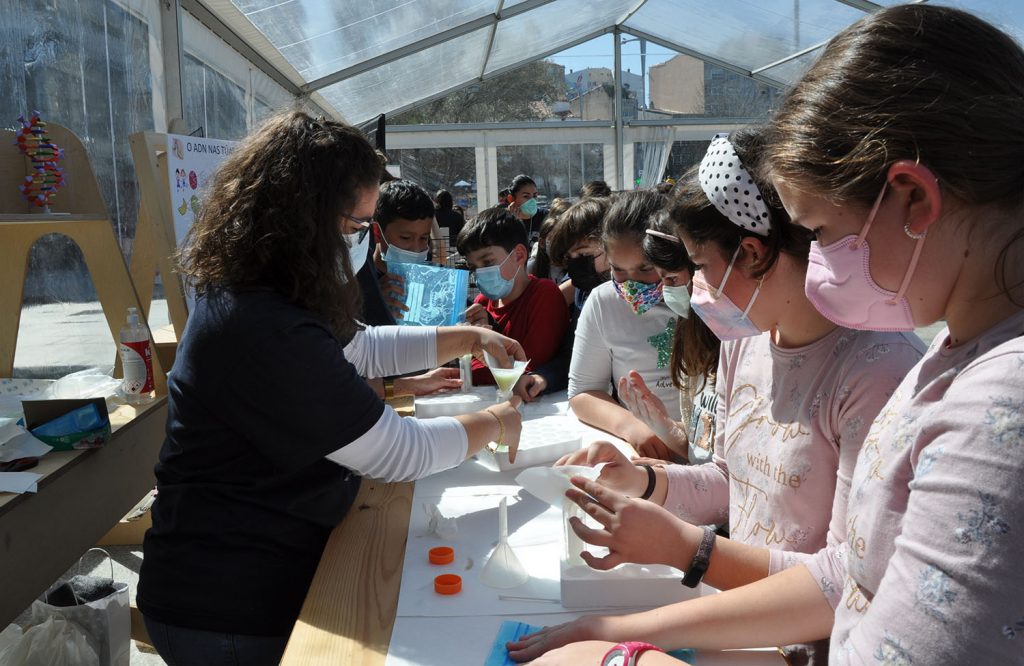 Feira "A ciencia que vén ten nome de muller"